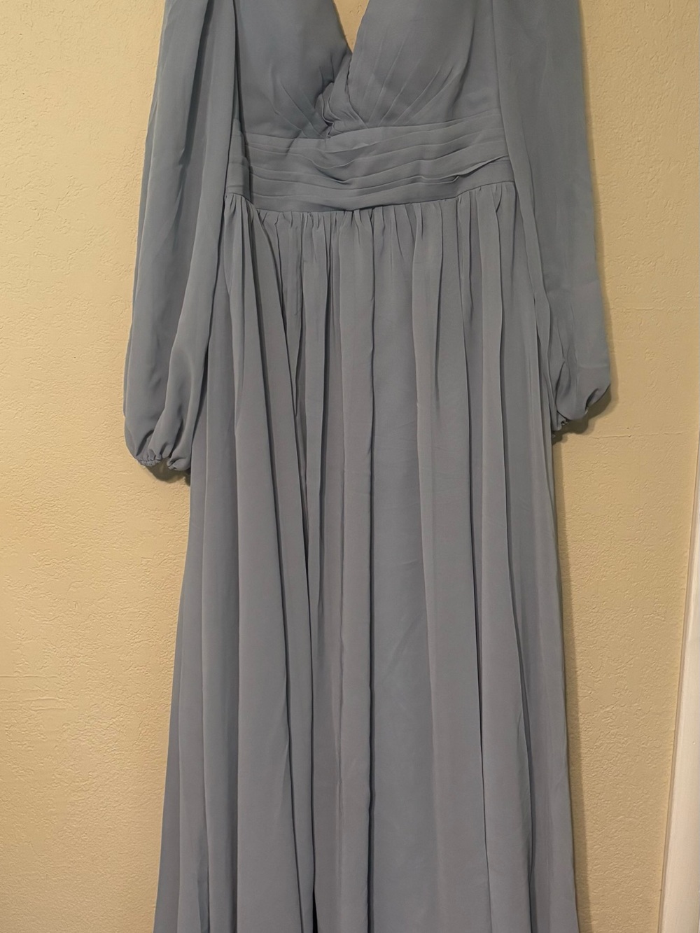 Elegant Long Sleeve V-Neck Maxi Dress in Dusty Blue